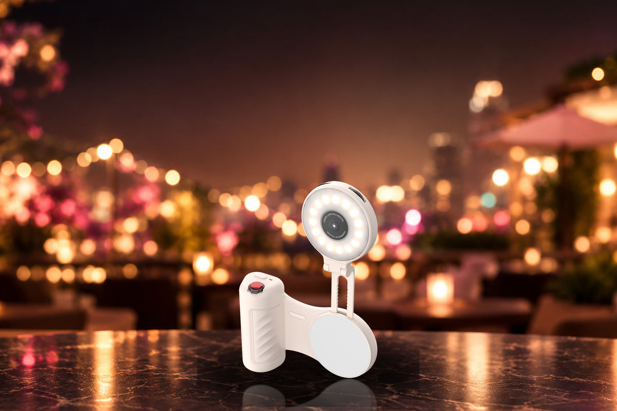 Telesin Fun Shot Grip with Fill Light